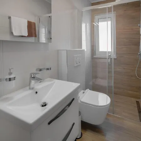 Lucia-2 By Interhome Appartement Kmeti